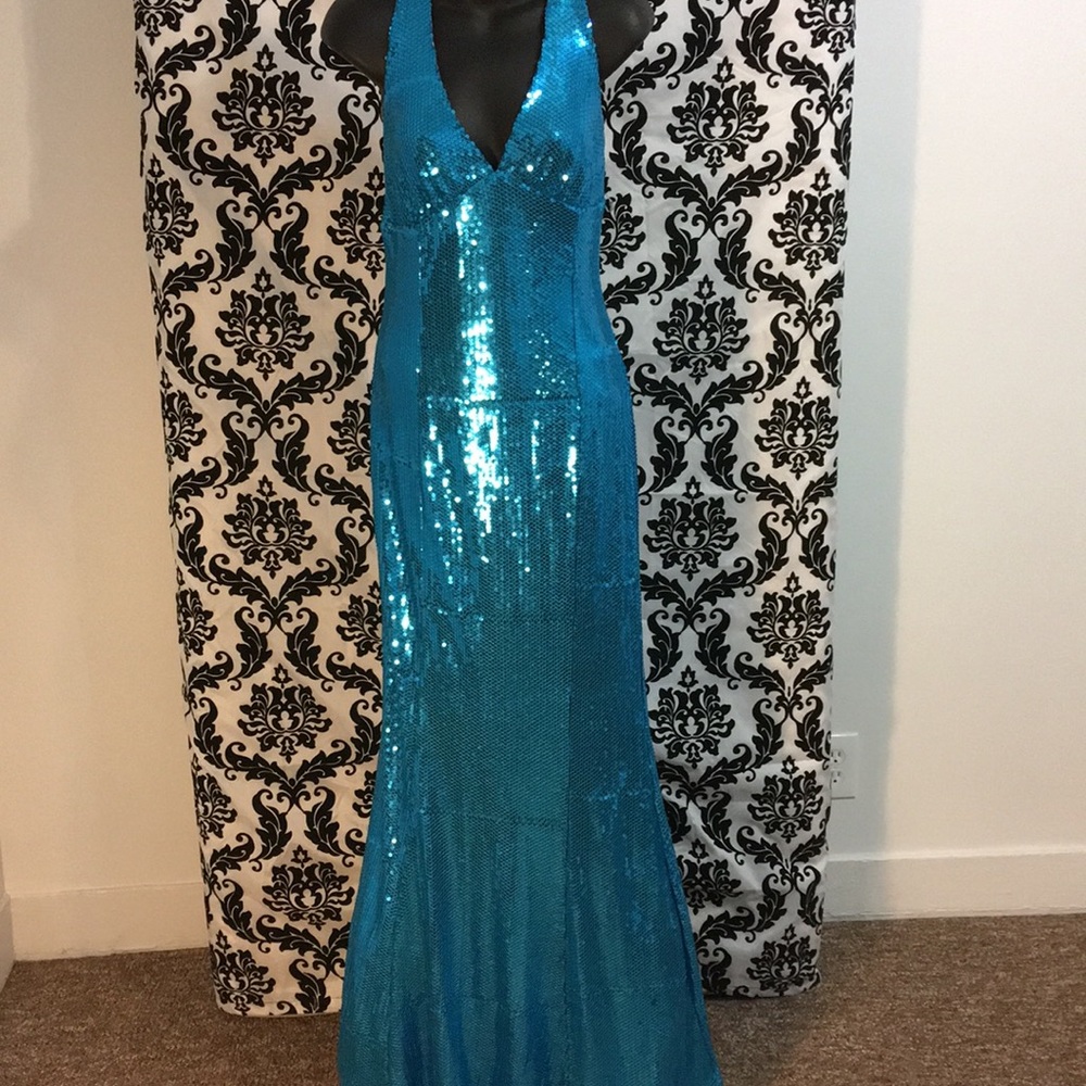 Goddiva aqua sequin mermaid gown! ✨🧜‍♀️✨